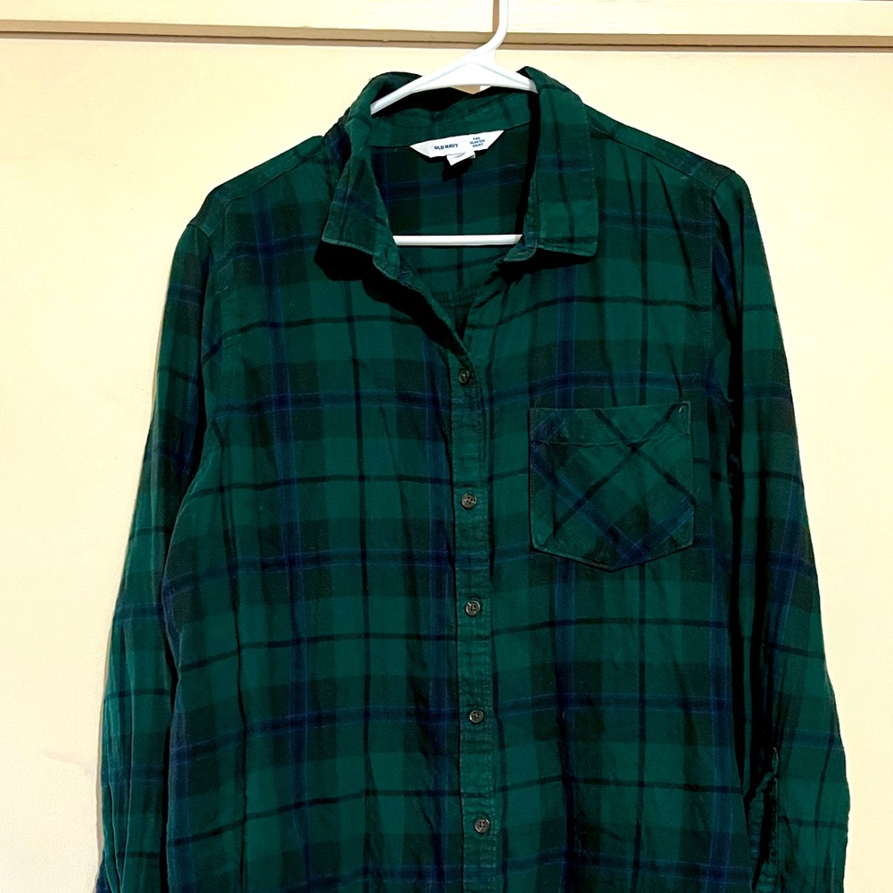Long sleeve flannel button up, XL
